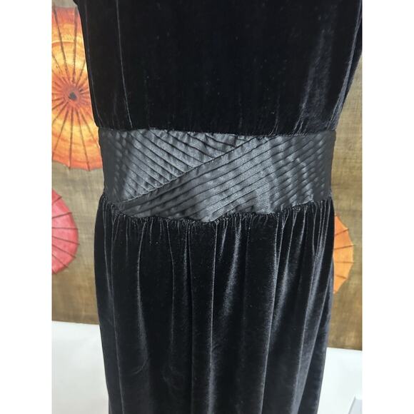 Elisabeth Hasselback For Dialogue Velvet Dress Formal Chic Minimalist Timeless S - Picture 4 of 6